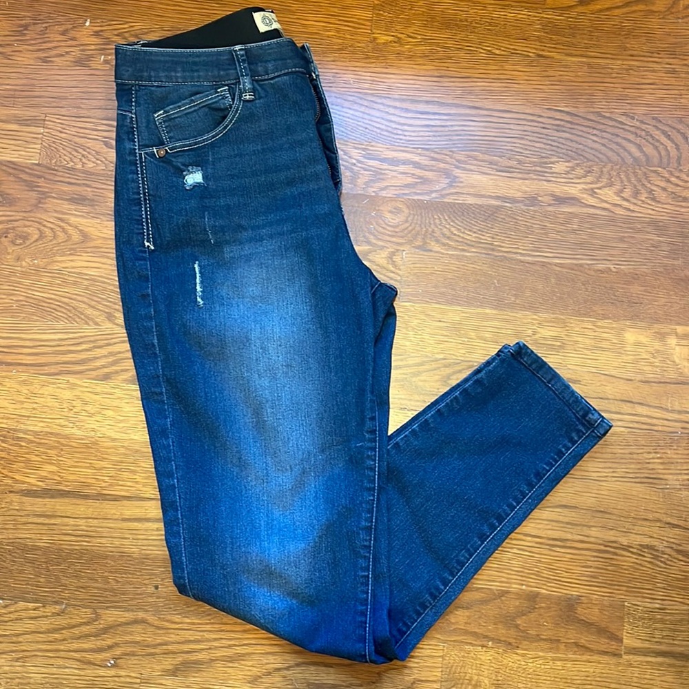 Democracy “Ab-Technology” jeans size 10 lightly distressed, dark wash